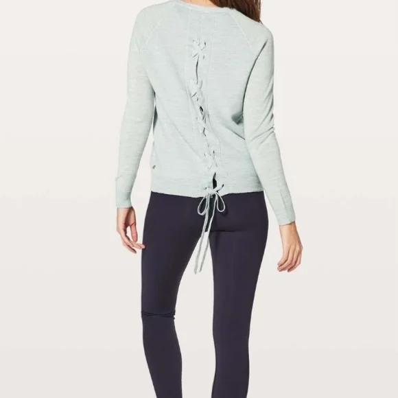 Lululemon Athletica Blue Merino Wool Sweater Sz 6 - Picture 9 of 9